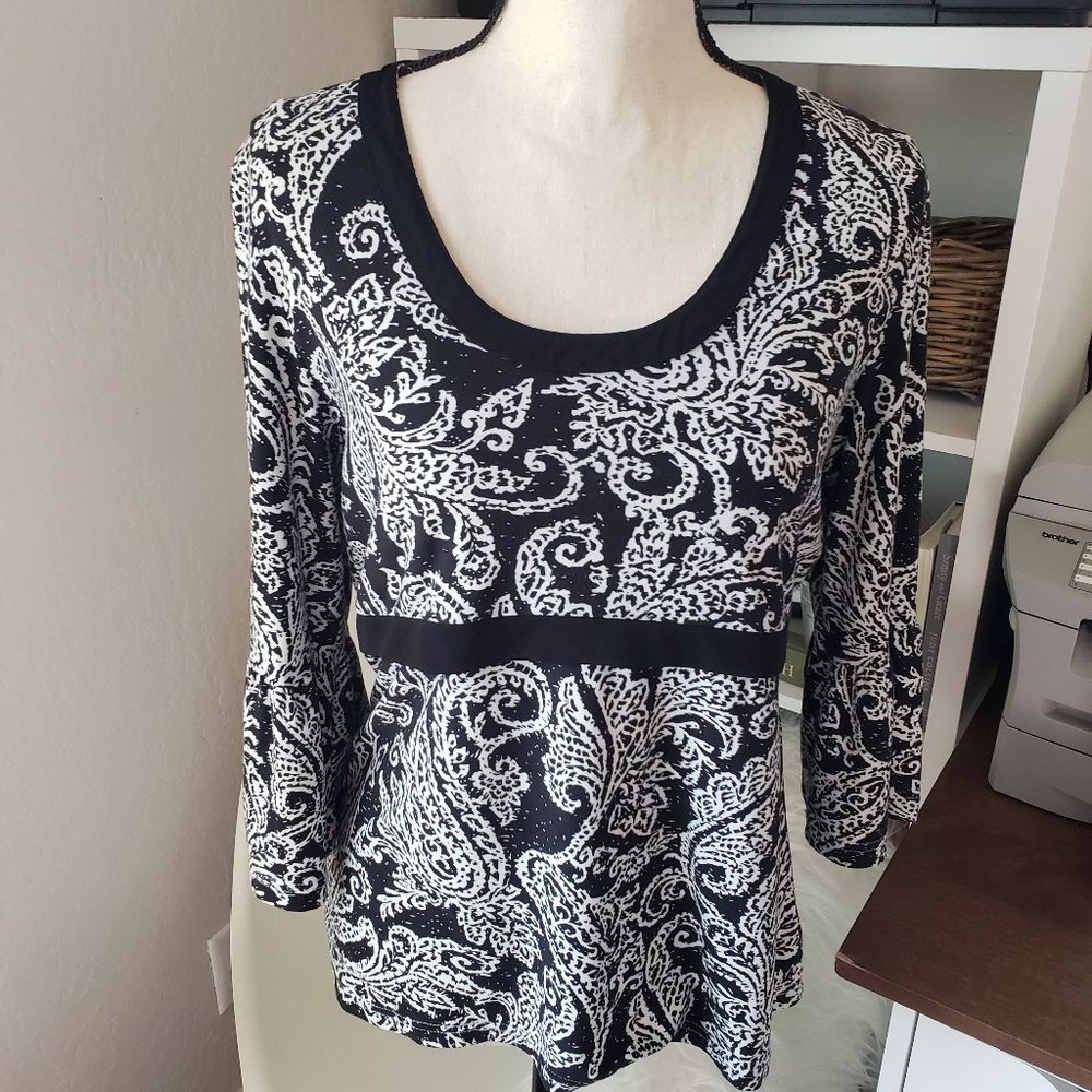 Black White Bell Sleeves Floral Paisley Top